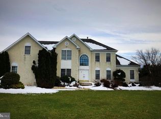 27 Nikol Dr, Richboro, PA 18954