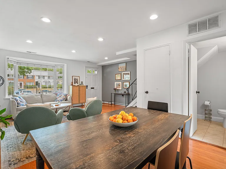 3908 Keller Ave — Photo 7