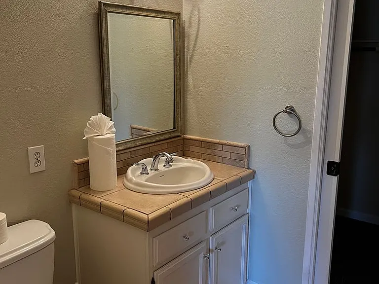 6203 Ackland Ct — Photo 7