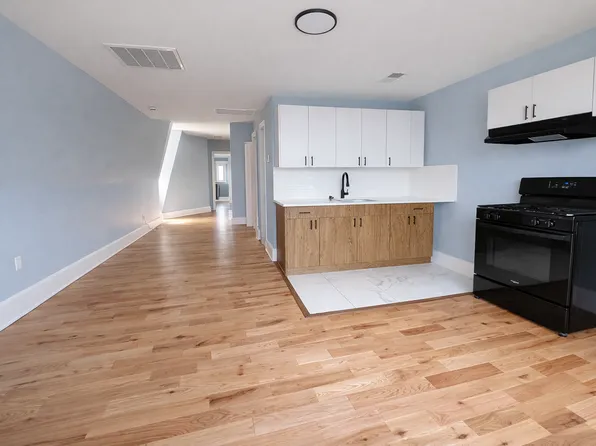 36 Leo Pl Floor 3, Newark, NJ 07108