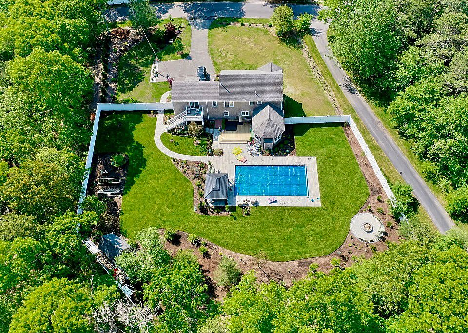 2nd image of 65 John Ewer Rd