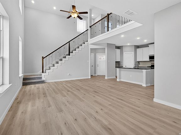 3rd image of 16435 Ginger Crossing