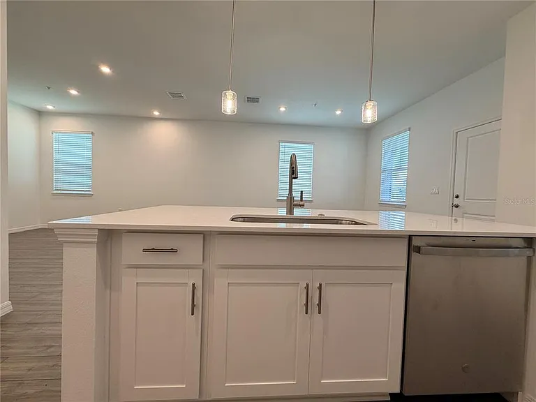 449 Belmond Dr — Photo 9
