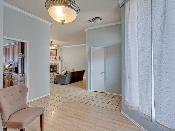 5th image of 2509 Prescott Ave