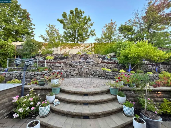 5125 Chiltern Ln, San Ramon, CA 94582