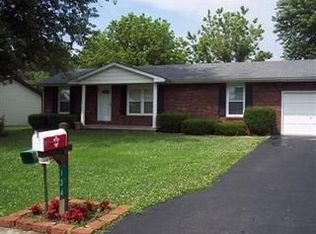 134 N Michael Dr, Scottsburg, IN 47170