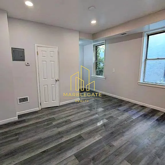 405 N 5th St #33B — Photo 4