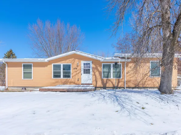 1976 Robin Ln S, Centerville, MN 55038