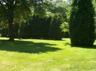 65 Pequot Ave, Groton, CT 06355