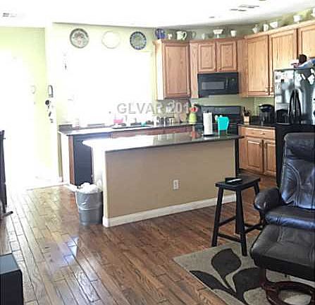 3rd image of 305 Gemstone Hill Ave