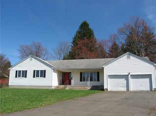 1641 King St, Enfield, CT 06082