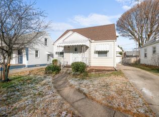 289 Mont Royal Dr, Toledo, OH 43608