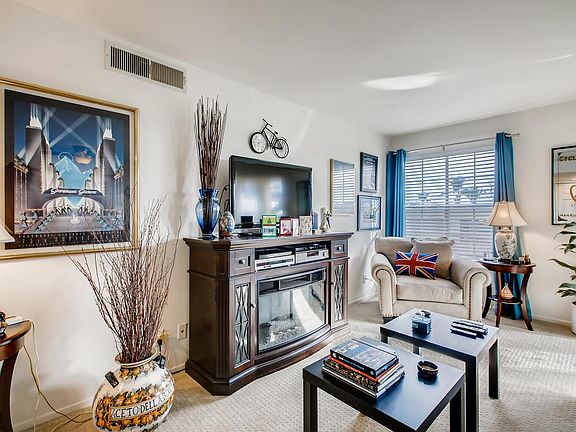 3rd image of 1250 Cleveland Ave #221