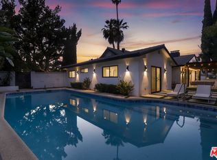 5900 Nita Ave, Woodland Hills, CA 91367