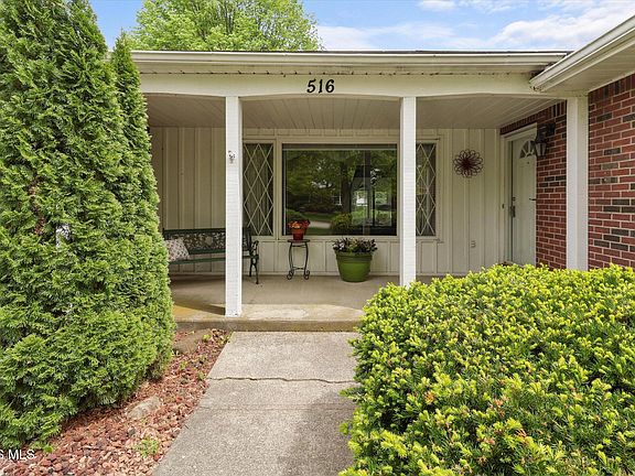 4th image of 516 Lorraine Ave
