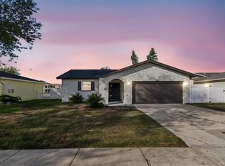 8324 Denise Dr, Seminole, FL 33777