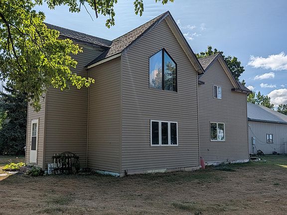 2nd image of 780 Elm St
