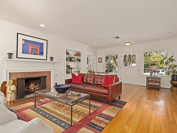 5th image of 626 Bellefontaine St