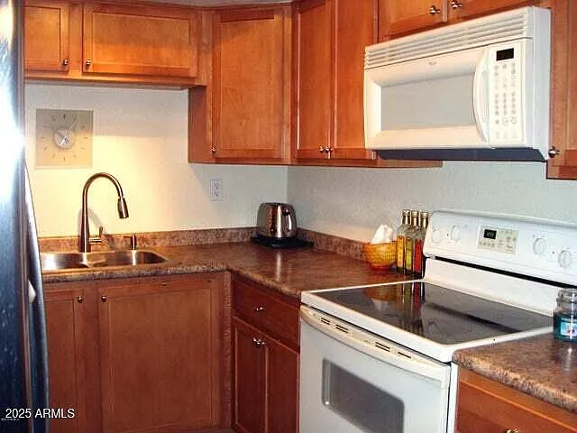 8250 E Arabian Trl #111 — Photo 7