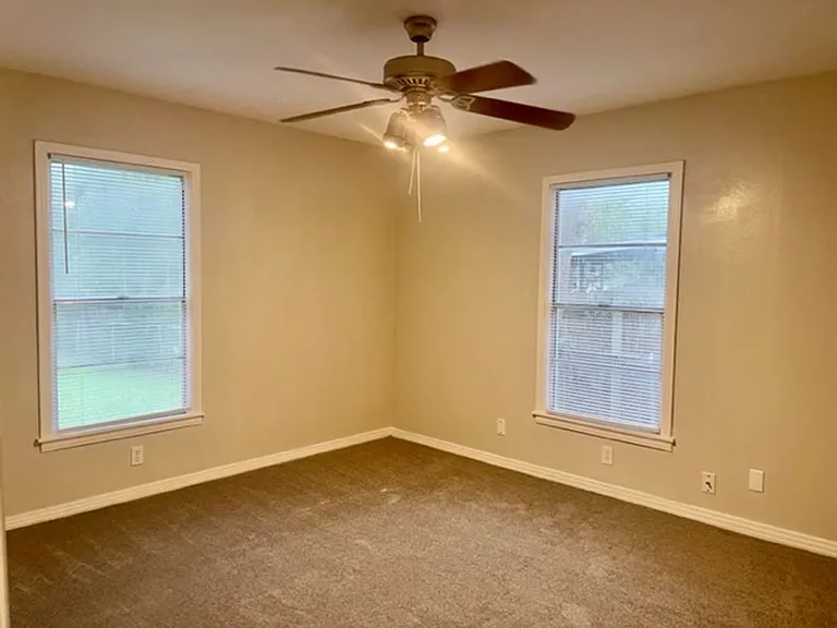3760 Kris St — Photo 8