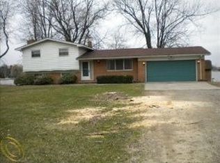 3820 Seymour Lake Rd, Ortonville, MI