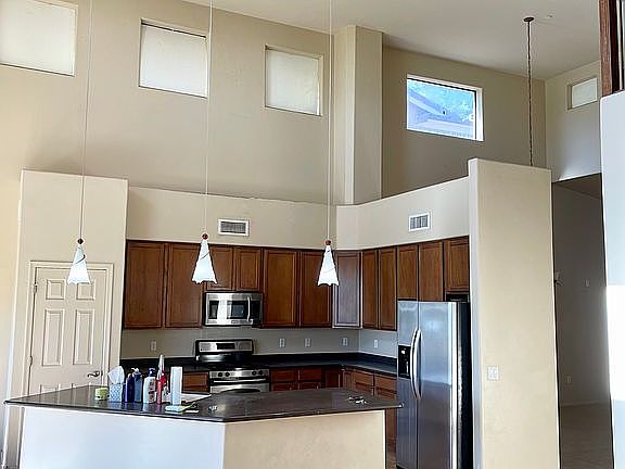 4th image of 14709 S Avenida Cucana