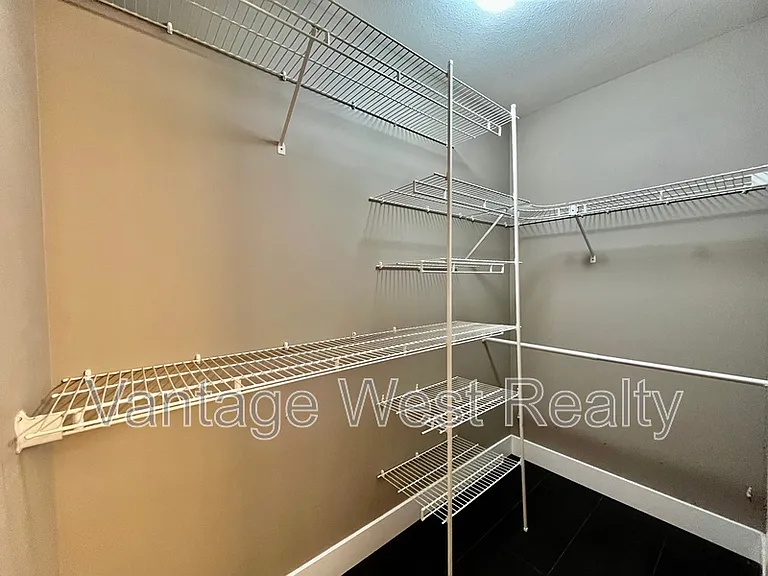 1139A Caledonia Way — Photo 19