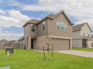 1137 Crossing Dr, Bryan, TX 77803