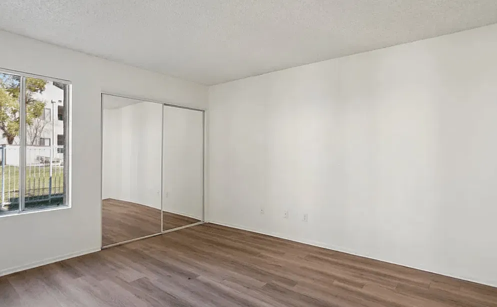 Ocotillo Place Apartments — Photo 4