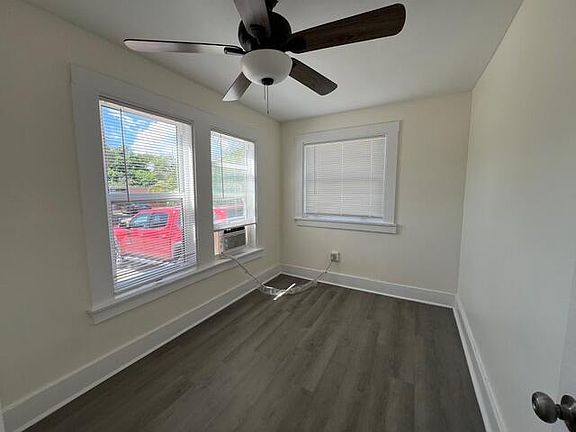 5th image of 1331 Longwood Street
