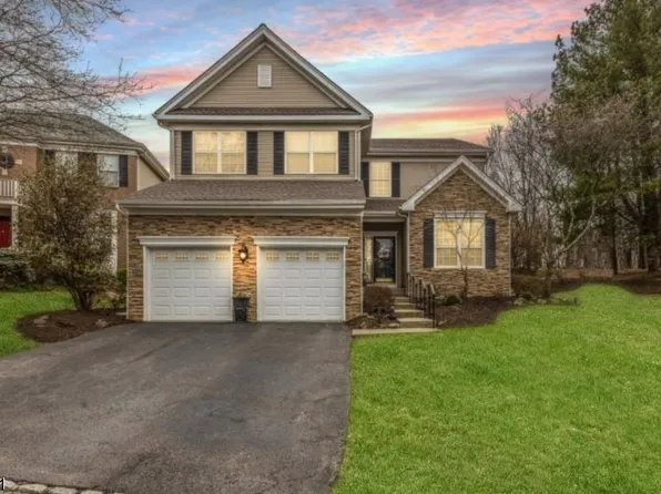 2 Stone Ridge Ct, Little Falls Twp., NJ 07424