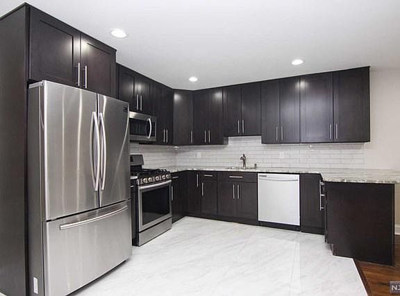 4th image of 75-77 Watchung Ave