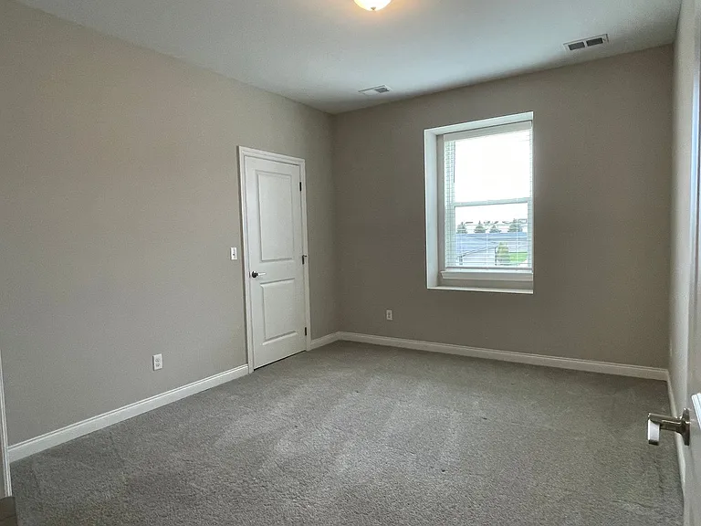 14304 Wexford Dr — Photo 11