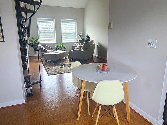 3rd image of 3046 S Abingdon St APT C2