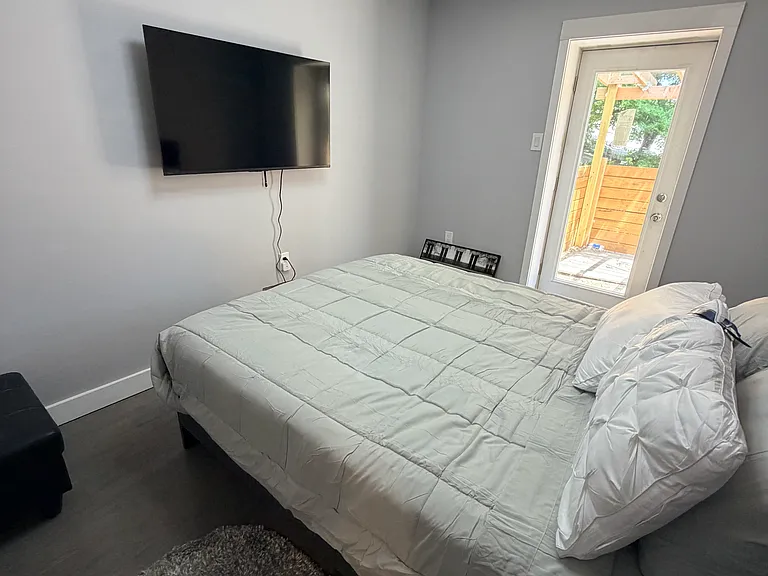 314 Pennell St #1 — Photo 9