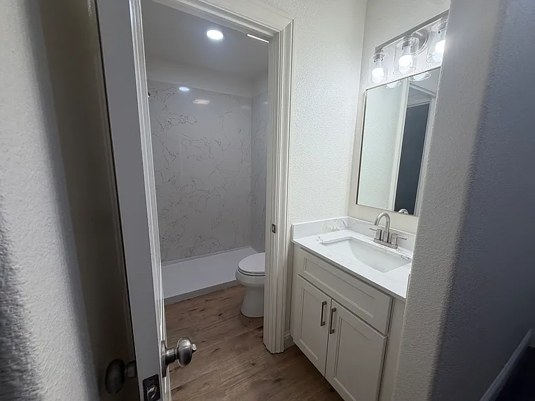 397 Eldridge Ave — Photo 17