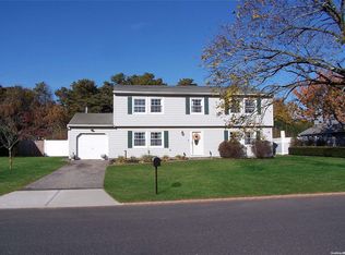 375 Jamaica Ave, Medford, NY 11763