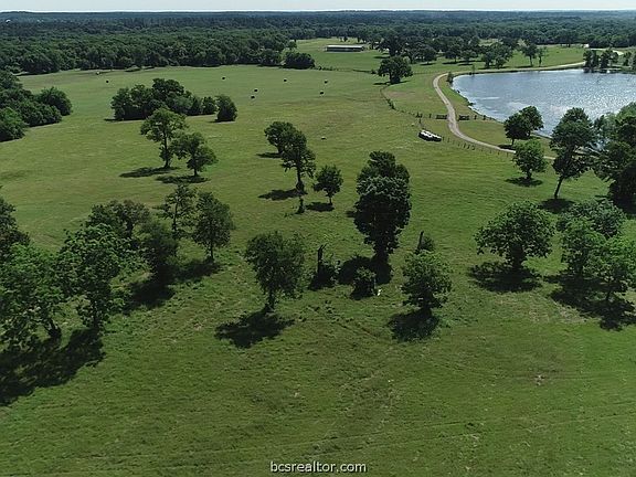 5th image of 53 W Pecan Hills Dr