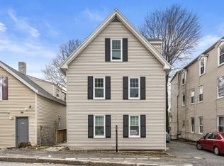 52 Elliot St APT 3, Worcester, MA 01605