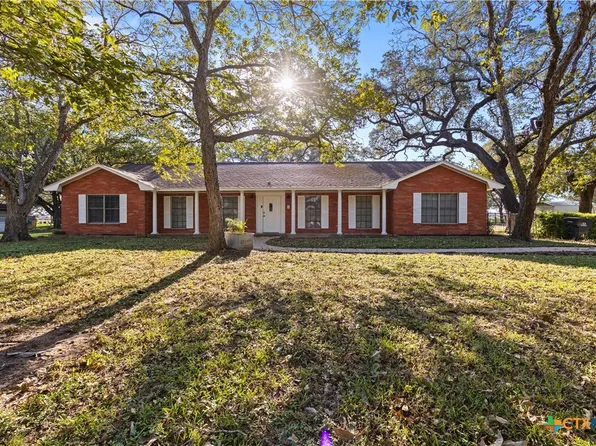 1771 Us Highway 77a S, Yoakum, TX 77995