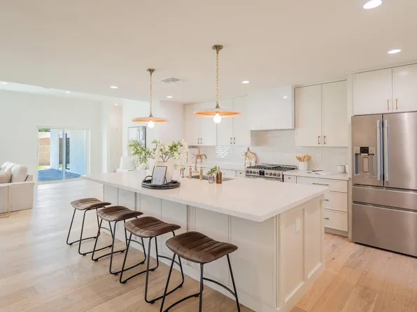 209 W DIANA Avenue, Phoenix, AZ 85021