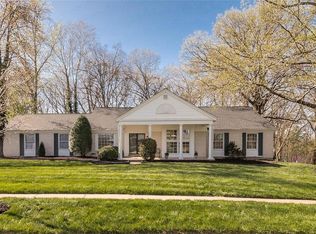 15113 Isleview Dr, Chesterfield, MO