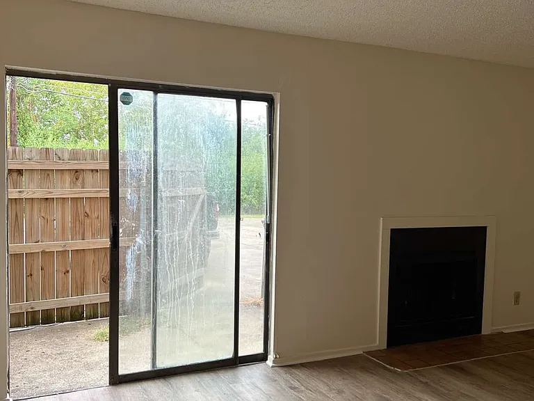 57 W Elmwood Dr #A — Photo 5