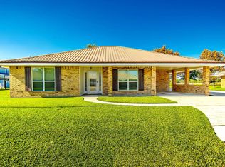 312 Belle Vue Dr, Lockport, LA 70374