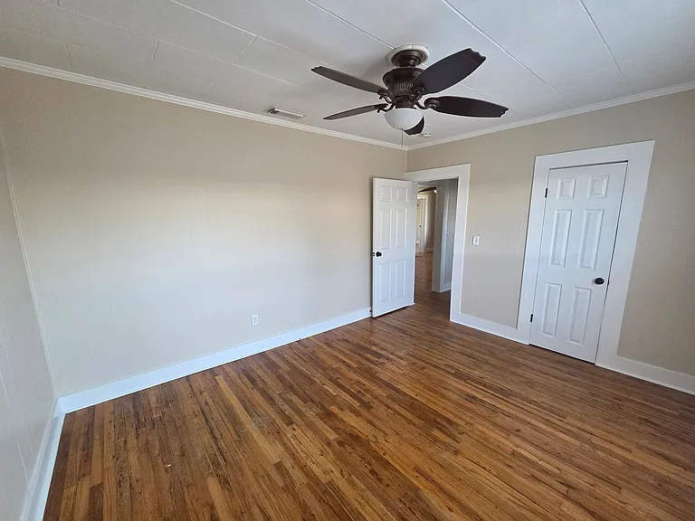 1525 Oak Ave — Photo 25