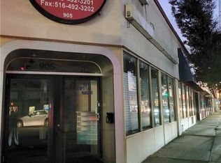 905 Hempstead Tpke, Franklin Square, NY 11010