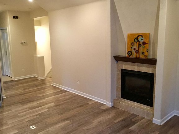 Gas fireplace in Living room