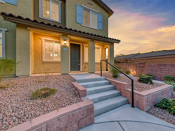 2nd image of 965 Nevada State Dr #1101