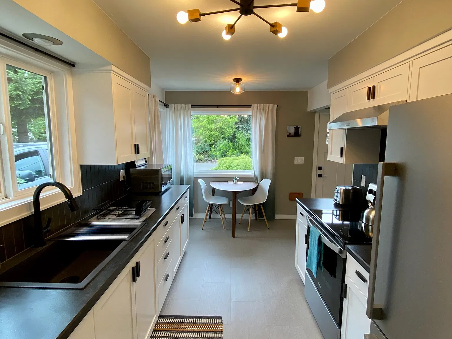 SE Reedway St, Portland — Photo 4