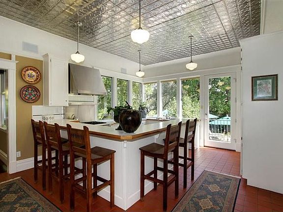 5th image of 8156 Capitola Ave